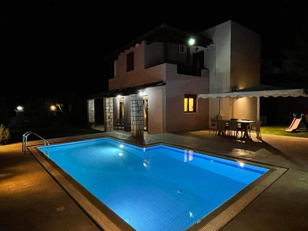 Roumelí Villa Steki מראה חיצוני תמונה