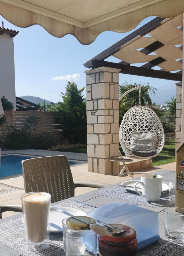 Roumelí Villa Steki מראה חיצוני תמונה